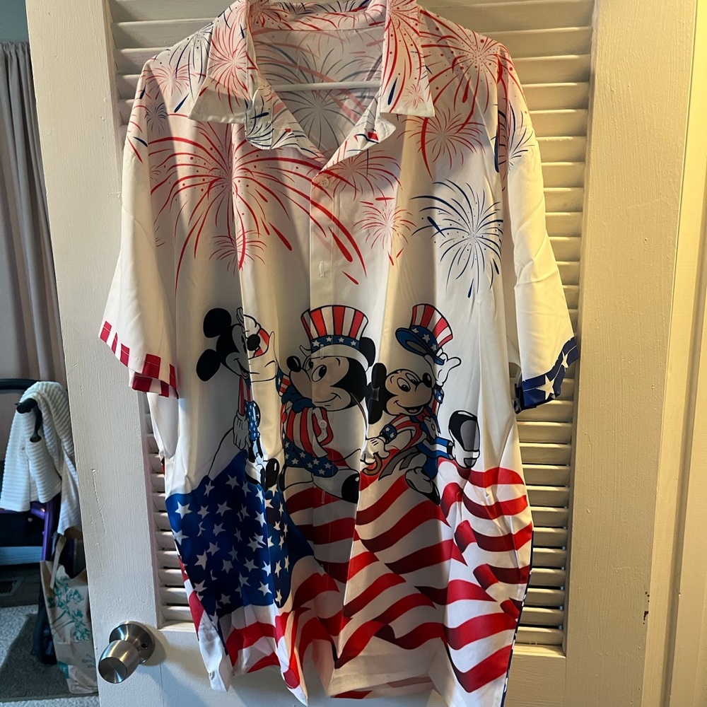 Disney shirt, size 4XL. New in package.